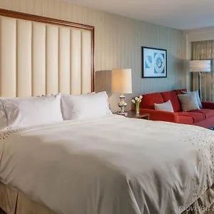 Hotel Renaissance Newark Airport ***